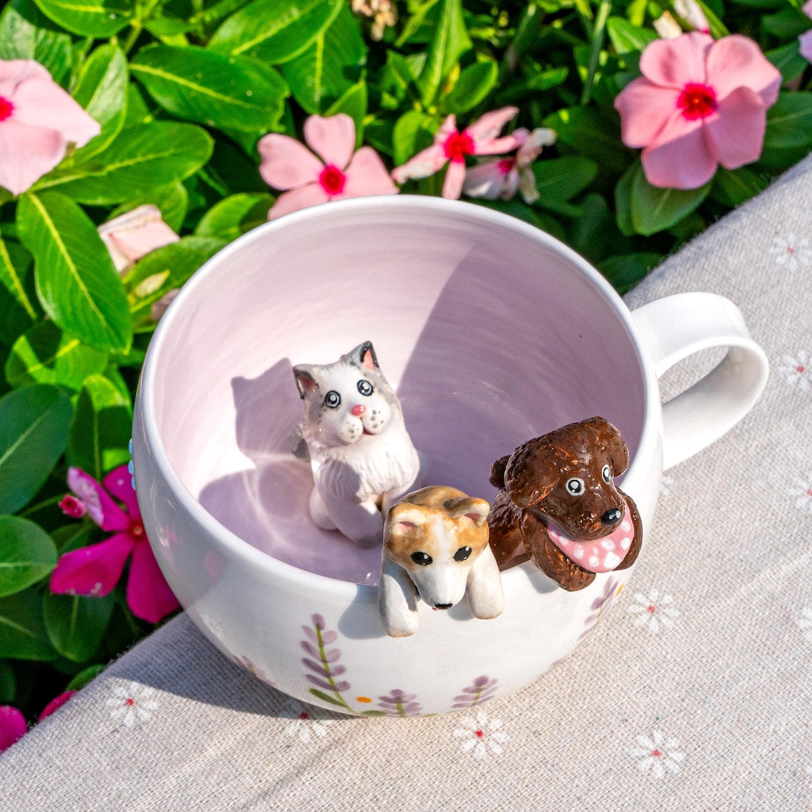 Custom Pet Figurine Mug with Name – Handmade Cat & Dog Ceramic Mug Christmas Keepsake Gift for Pet Lovers