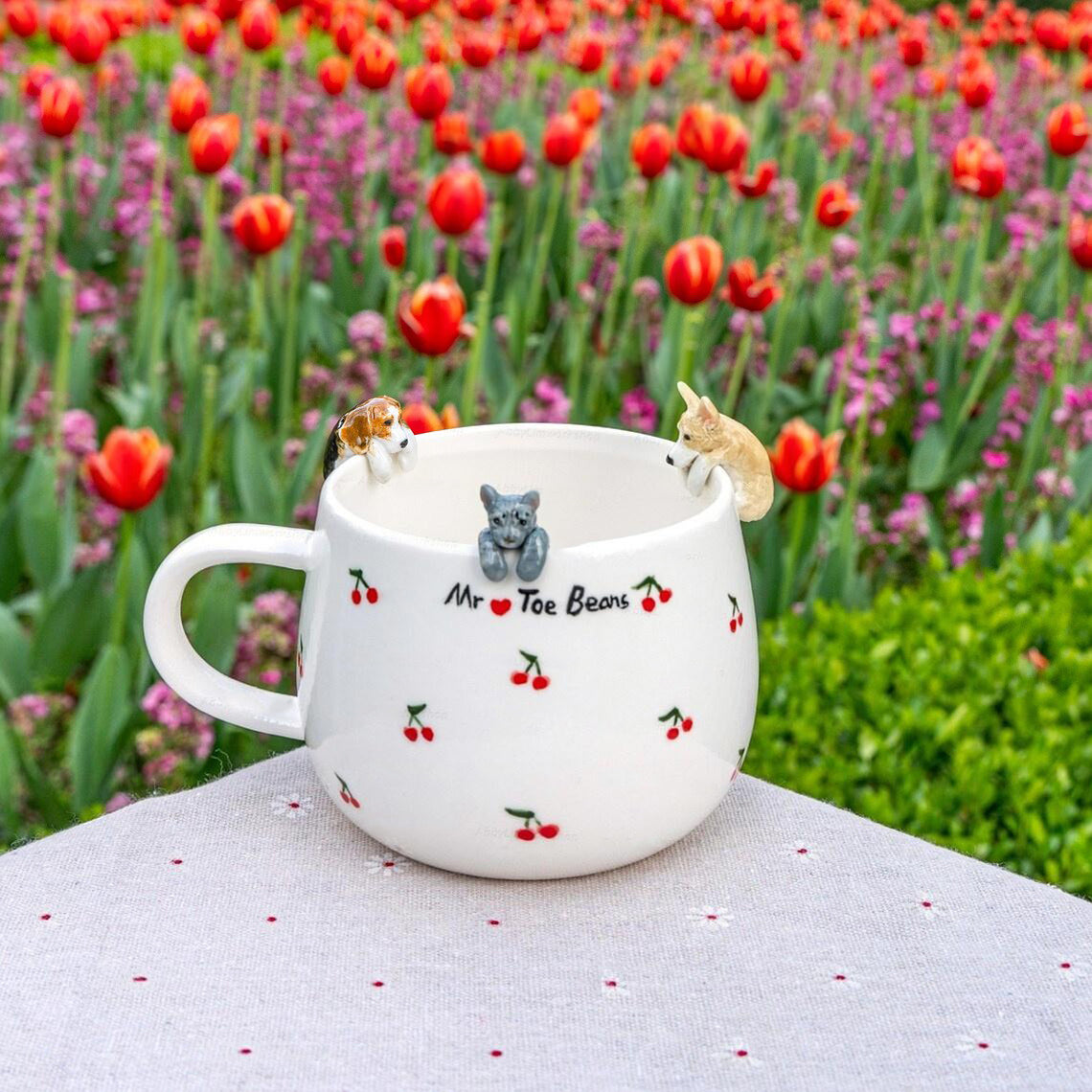 Custom Pet Figurine Mug with Name – Handmade Cat & Dog Ceramic Mug Christmas Keepsake Gift for Pet Lovers