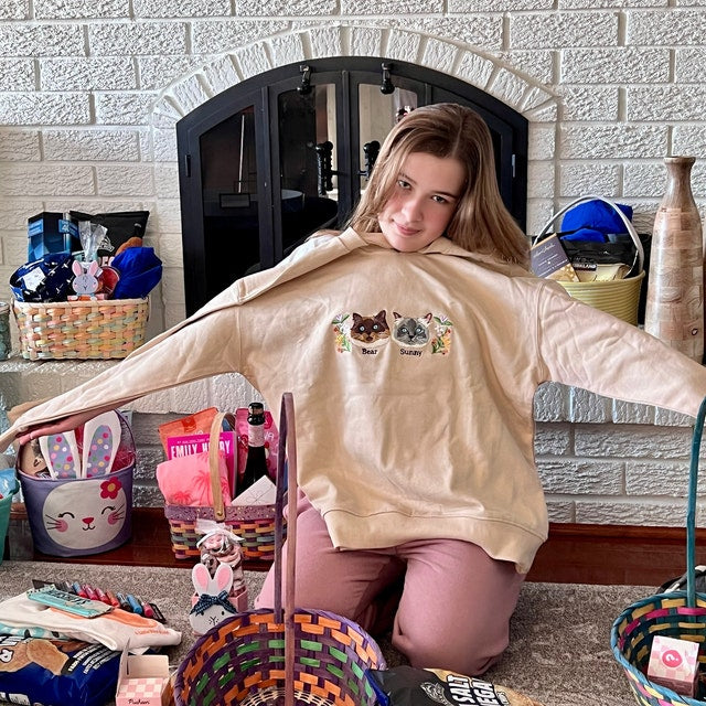 Sudadera con capucha y corona con retrato y nombre de mascota bordados, regalo de Navidad para amantes de las mascotas