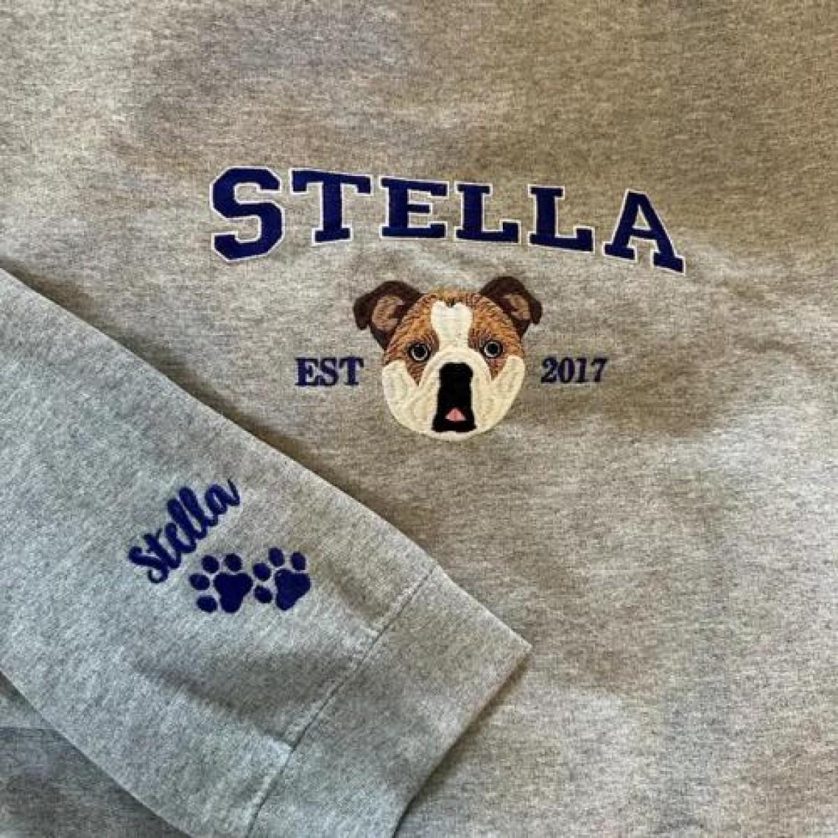 Personalized Embroidered Pet Dog Face and Name Est Sweatshirt Keepsake Gift for Pet Lovers