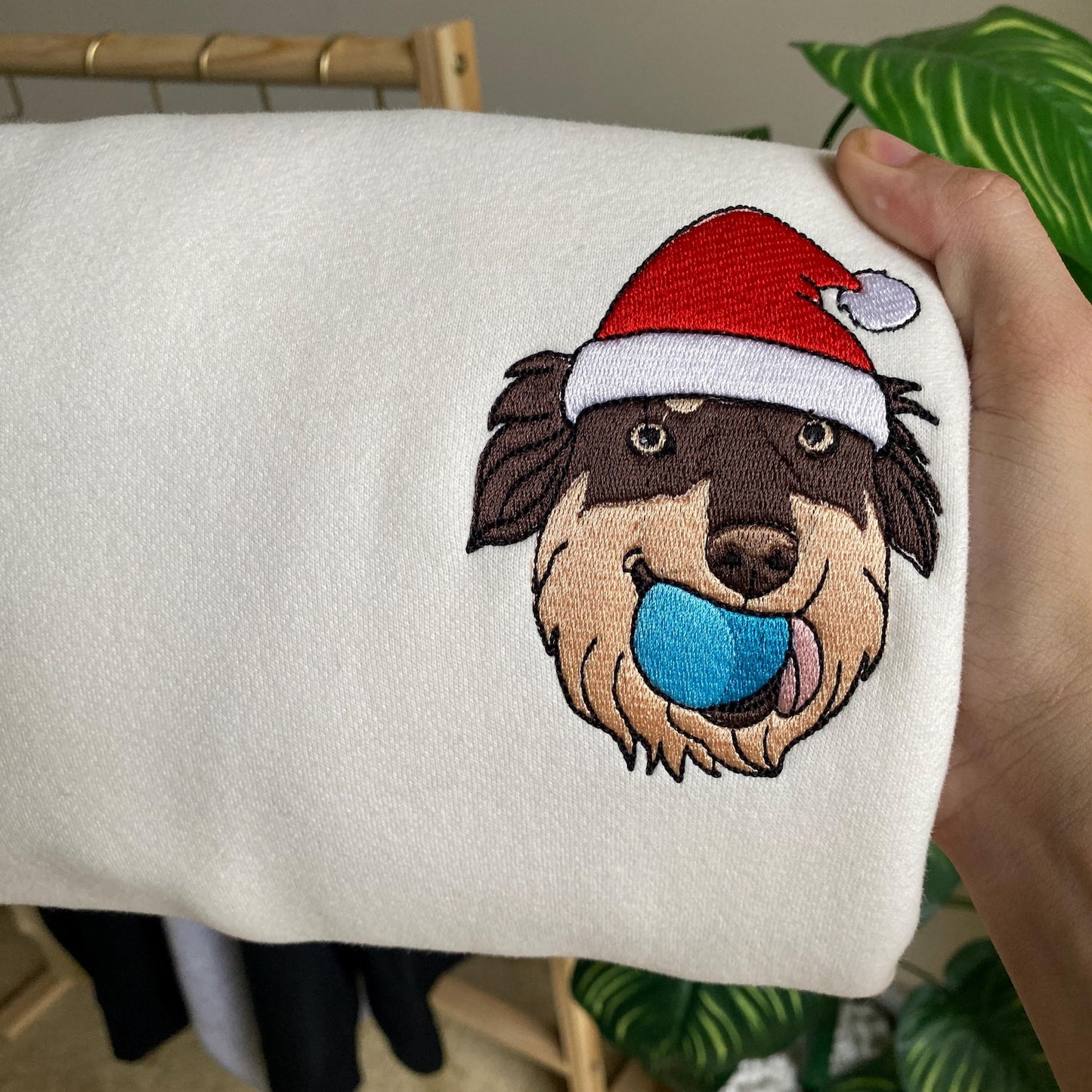 Custom Embrodied Pet Dog Face Christmas Sweatshirt with Santa Hat Christmas Gift For Pet Lovers