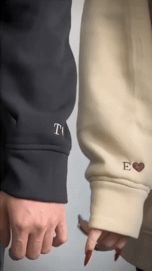 Personalisiertes besticktes römisches Ziffern-Datums-Matching-Kapuzenpullover-Sweatshirt Valentinstags-Paar-Geschenke