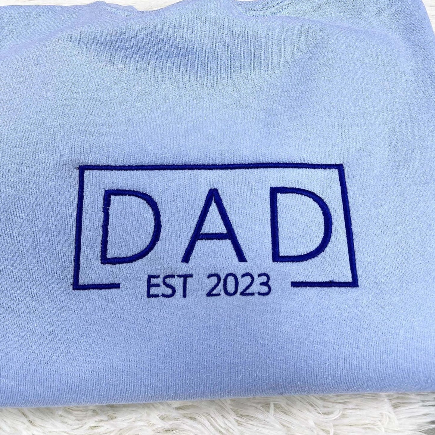 Benutzerdefinierter bestickter Papa-Sweatshirt-Hoodie mit Kindernamen und voraussichtlichem Datum zum Vatertag 
