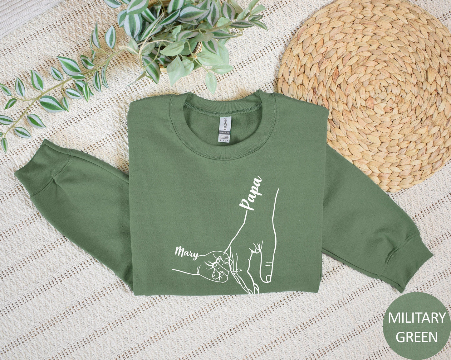Personalisierter Papa Hoodie Kinder halten Papa Hände Vatertagsgeschenk